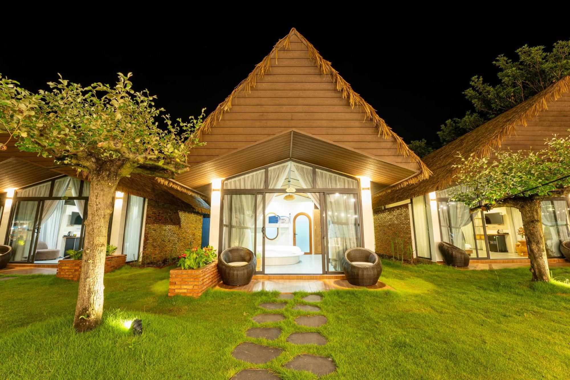 Hotel Apple House & Coffee Bà Rịa Exterior foto